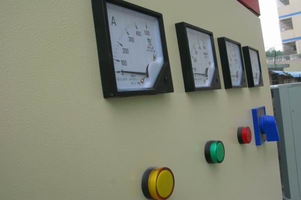 铁东配电箱-3683讲讲配电箱的操作和检修步